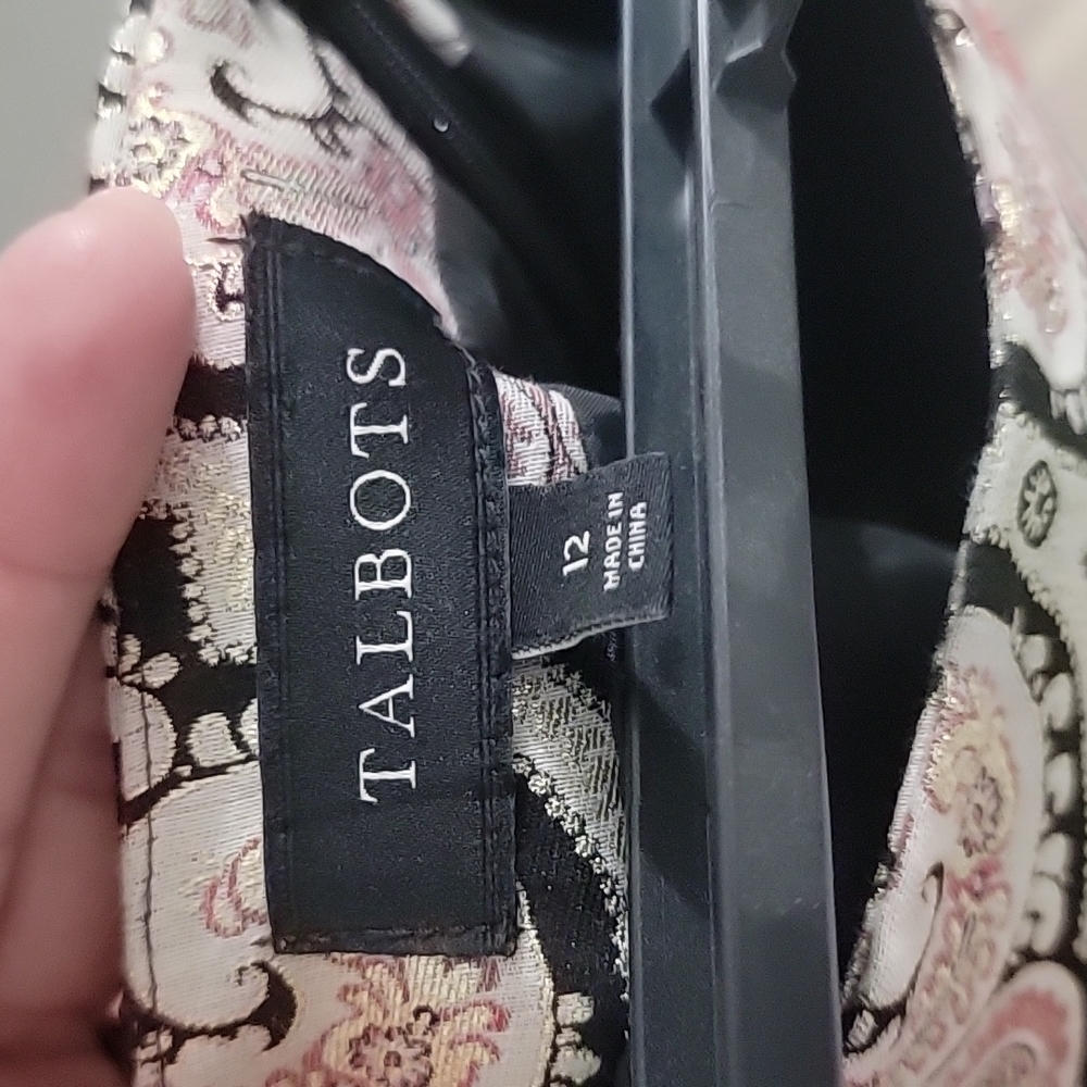 Talbots Black and Cream Brocade Pencil Skirt - Picture 3 of 3